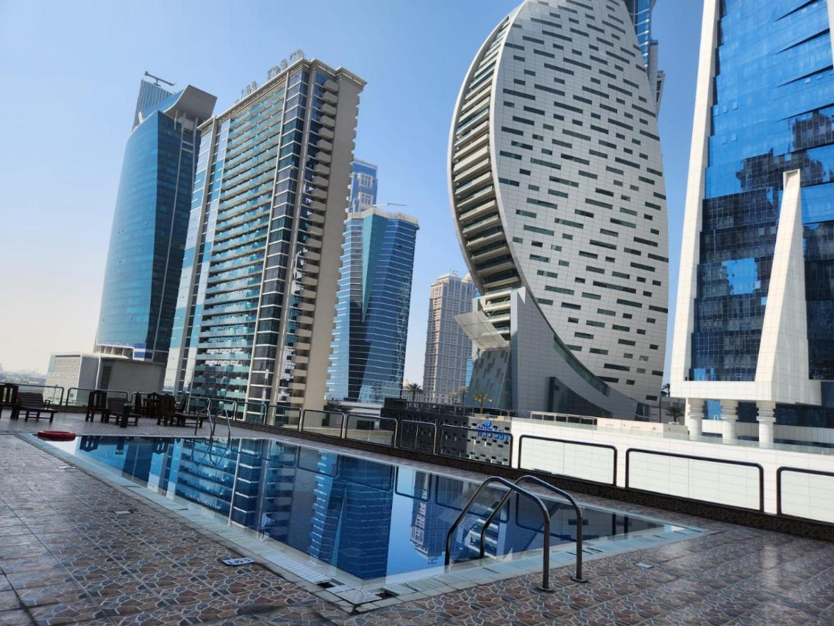 Furnished Studio Apartment Near Business Bay Metro Station دبي المظهر الخارجي الصورة