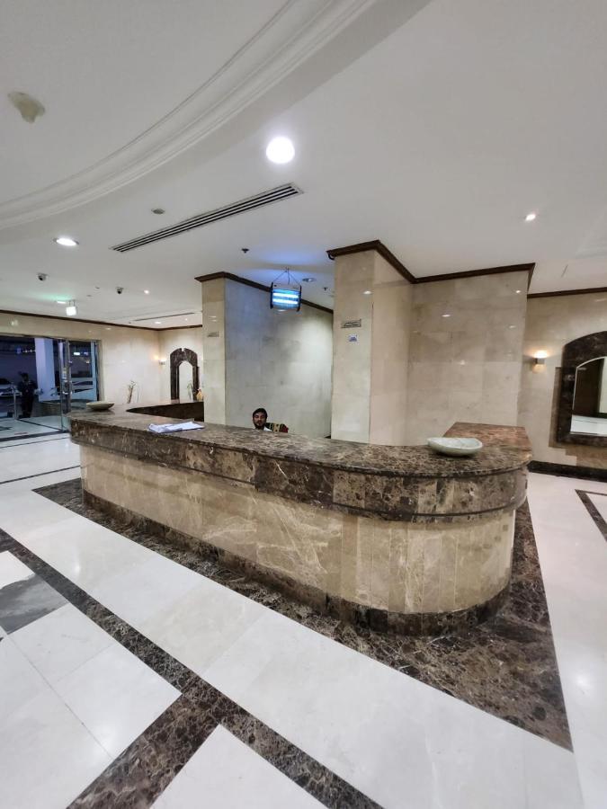 Furnished Studio Apartment Near Business Bay Metro Station دبي المظهر الخارجي الصورة