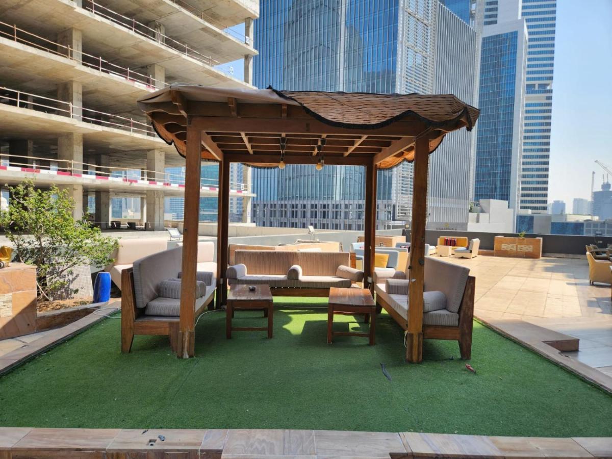 Furnished Studio Apartment Near Business Bay Metro Station دبي المظهر الخارجي الصورة